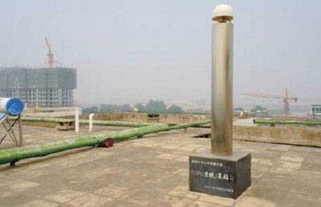 單基站cors的特點(diǎn)--隨著南方單基站技術(shù)的成熟，只要較少的投資即可在一個(gè)中小城市建立一個(gè)cors 基站，滿足當(dāng)?shù)販y(cè)量用戶不同層次空間信息技術(shù)服務(wù)的需要。