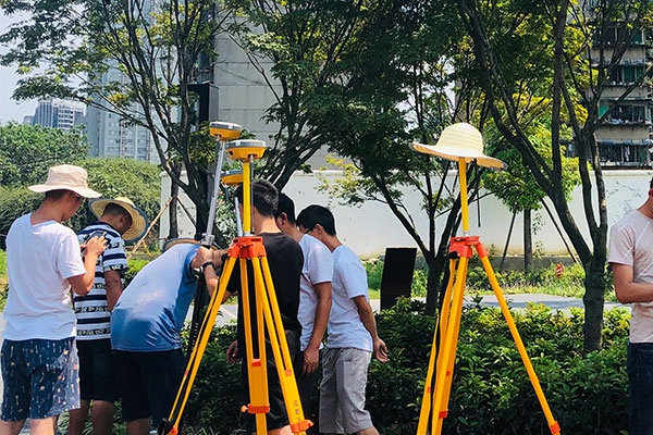 GNSS接收機(jī)是什么?怎么分類的?品牌有哪些?一篇文了解