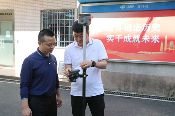 廣東全省CORS網(wǎng)北斗升級，共計升級了120套GDCORS基準站硬件設備